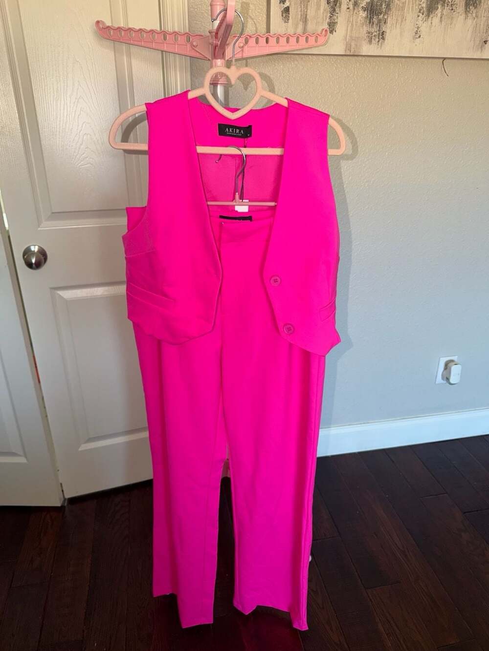 Akira Vest And Pants Set Size M Hot Pink
